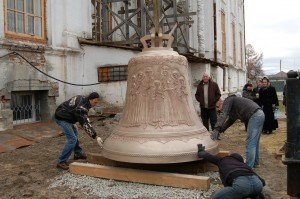 Новый колокол для храма