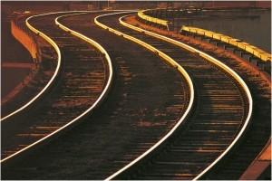 поезд сошел с рельс