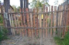 Частник перегородил общественный проезд