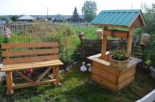 На усадьбе Южаниковых