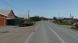 Чудом машина не угодила в близлежащие дома