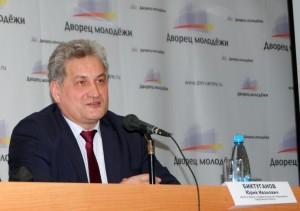 Министр общего и профессионального образования Ю.И. Биктуганов