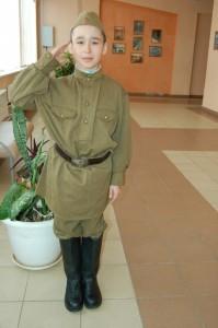 Саша Шилов прочел отрывок из повести "Сын полка"