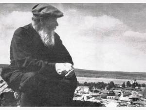 Бажов на горе Думная в Полевском