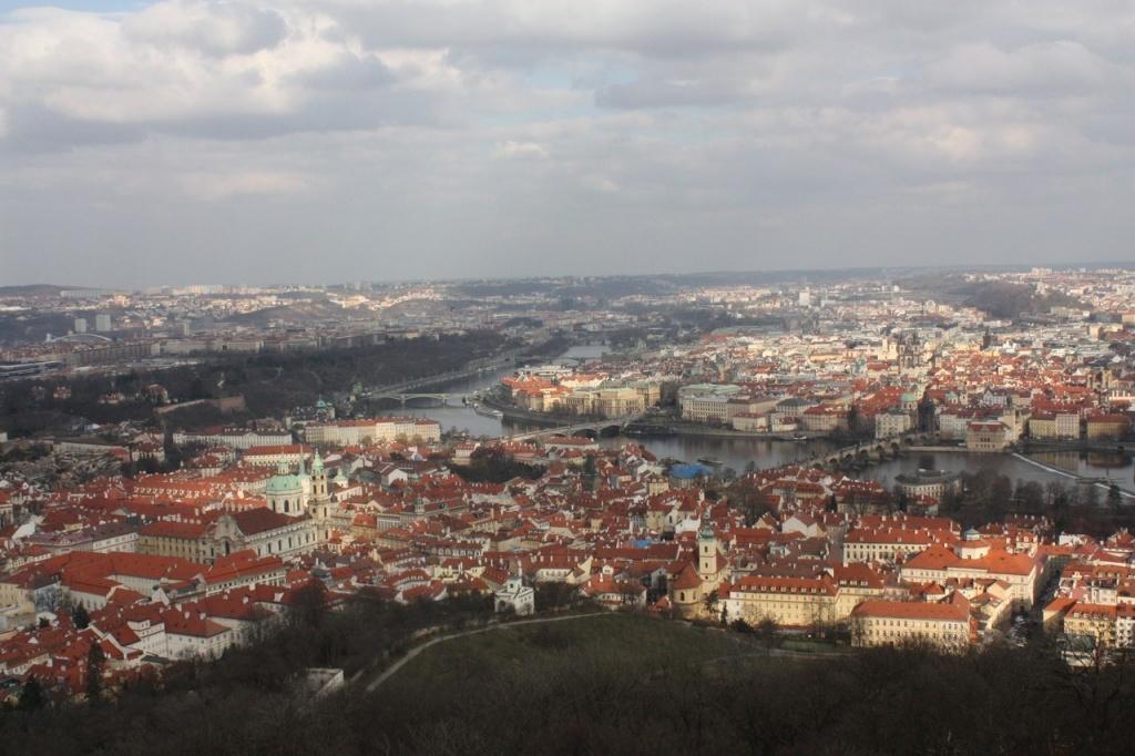 Вид на Прагу с Петршн холма