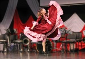 Танец "Цыганочка" в исполнении Насти Данченко