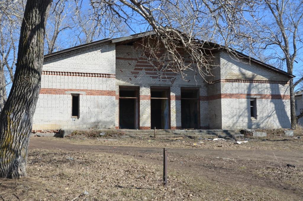 8 разрушеный дом культуры