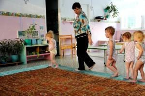 Антонина Афанасьевна Мазурина с малышами