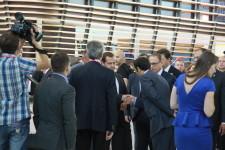 Иннопром 2014 горячо встречаем премьера Медведева