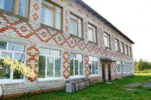 Новые окна в школе-саду в п. Асбест