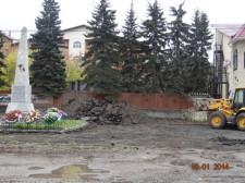 Большой Исток. Мемориал летом