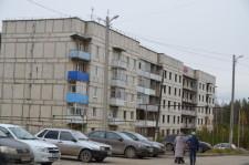 Дом с одним жилым подъездом Двуреченск2