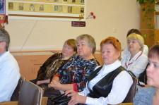 активисты на встрече в больнице