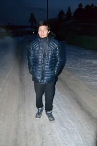 Джони сегодня много двигается и занимается спортом