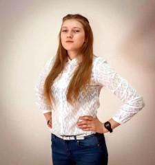 Попова Вероника