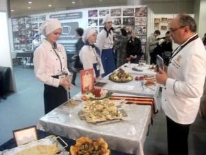 Сысертские студенты на выставке