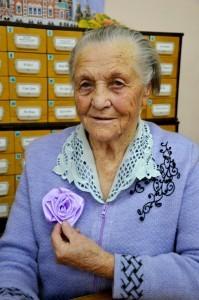 Мастер-класс по изготовлению броши из атласной ленты