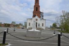 Площадь в старом центре Сысерти3