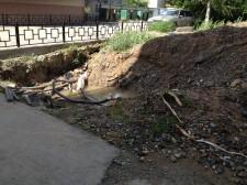 Яма во дворе