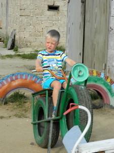 Детская площадка в Большом Седельникове