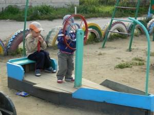 Детская площадка в Большом Седельникове