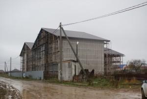 Недостроенные дома в Патрушах