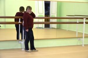 Педагог по хореографии Н. В. Кадникова в новом танцевальном зале