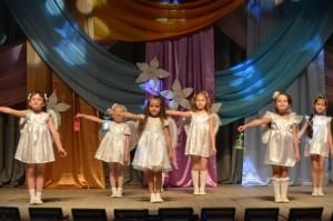 Дети дарили творчество своим воспитателям