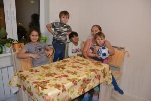 Семья Юсуфовых в новой квартире