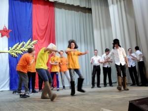 Танцы в валенках на конкурсе Браво, парни