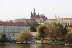 Вид на Пражский Град и собор Святого Витта