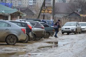 Грязь возле Сысертской больницы