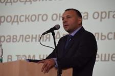Арамильский глава Владимир Леонидович Герасименко выступает с отчетом