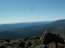 Вид с вершины Конжака, справа Косьва