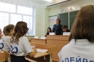 Школьная пресс-конференция с официальными гостями