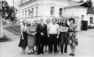 kollektiv-vozle-radaktsii-vosmidesyatyie