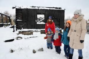 Погорельцы Ткачевы в Большом Истоке 