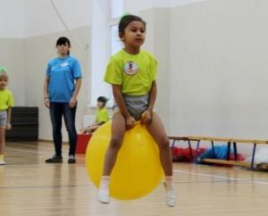 Веселые старты среди дошколят