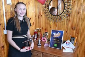 Кристина со своими наградами