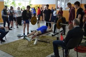 Анастасия Цыбизова - абсолютная чемпионка по жиму лежа