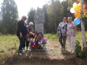 Памятник маяковцам