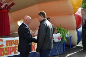 ДВУРЕЧЕНСКУ ­ шестьдесят