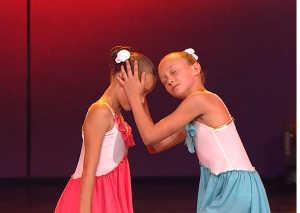 Аня и Яна Михай