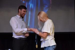 Самая большая ладонь - у Евгения Белоусова