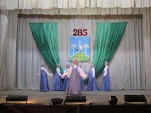 Народный танцевальный коллектив "Рябинушка"