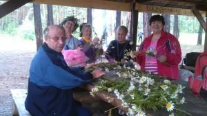 пожилые туристы