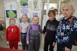 Валентина Ивановна Савкина со своими воспитанниками