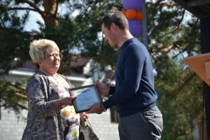 За 1 место в конкурсе Лучшая усадьба награждается Ольга Павловна Бабушкина