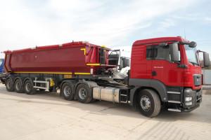 samosval_polupricep_man