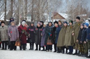 дань героям митинг